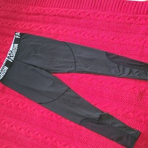 SHEIN Leggings, Size medium, black color